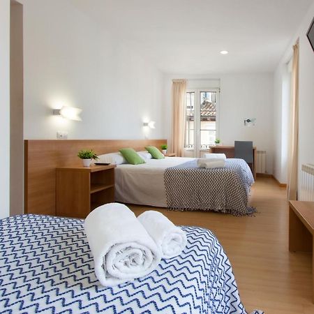 Hostal La Numantina Logroño Exterior foto