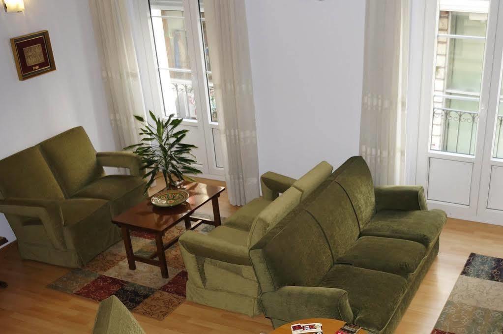 Hostal La Numantina Logroño Exterior foto